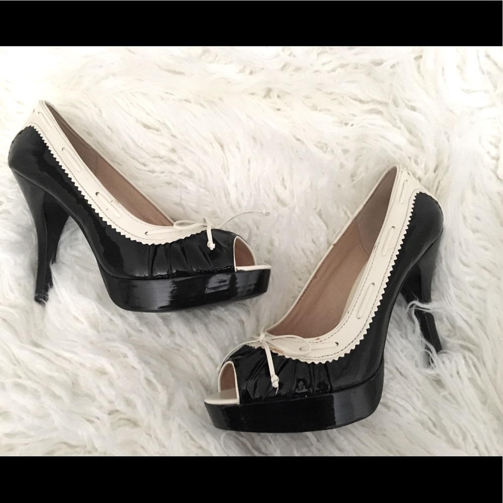 Michael Kors Lolita Open Toe platform heel